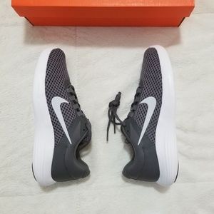 wmns nike lunarconverge